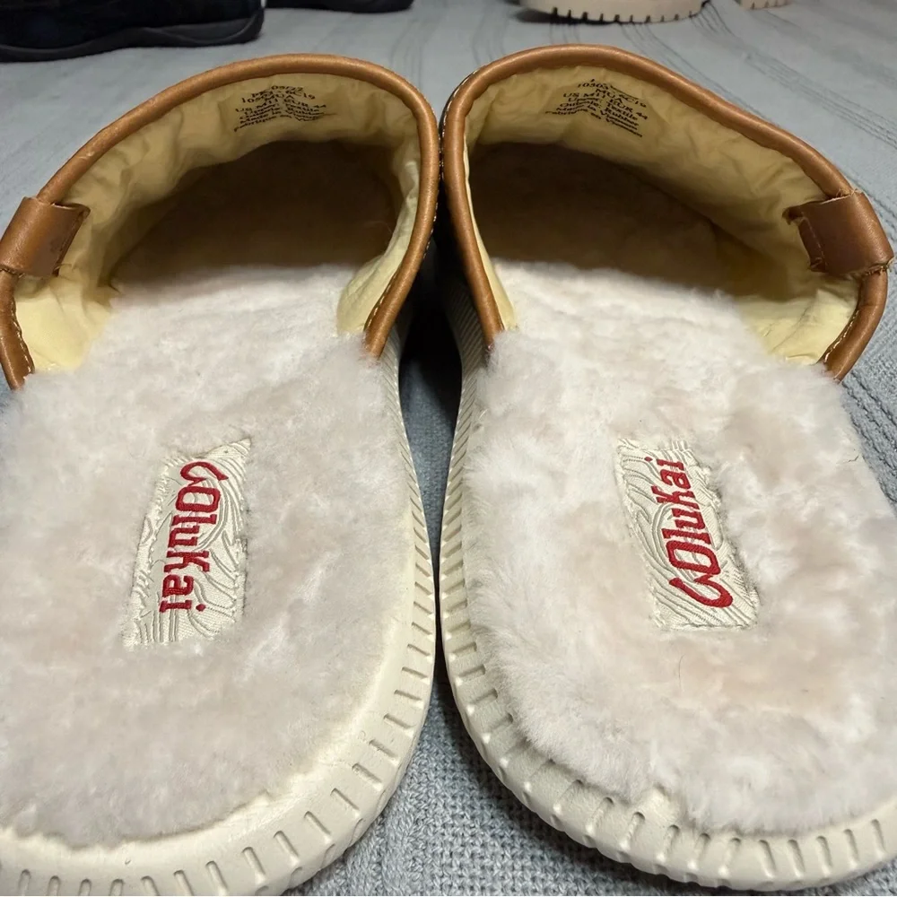 Men's OluKai MUA-M Sandals in Color Shadow and Bone Sz 11